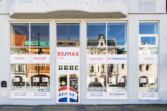 RE/MAX 4 You