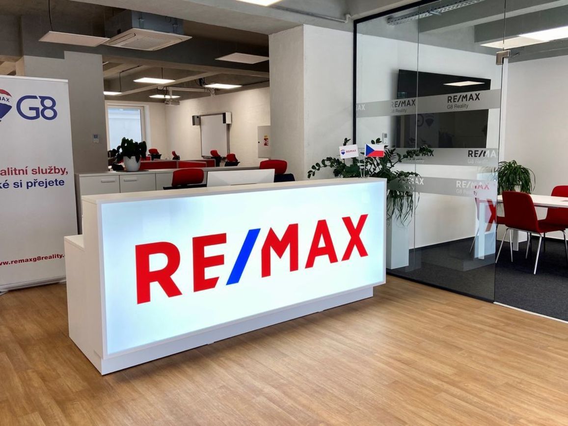 RE/MAX G8 Reality 5