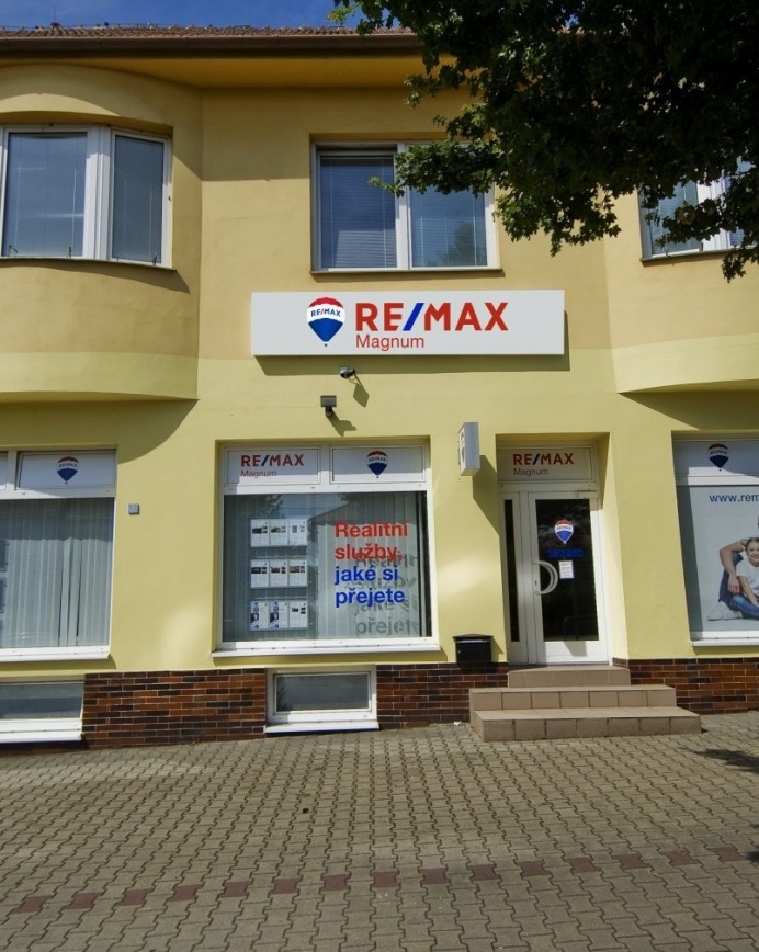 RE/MAX Magnum