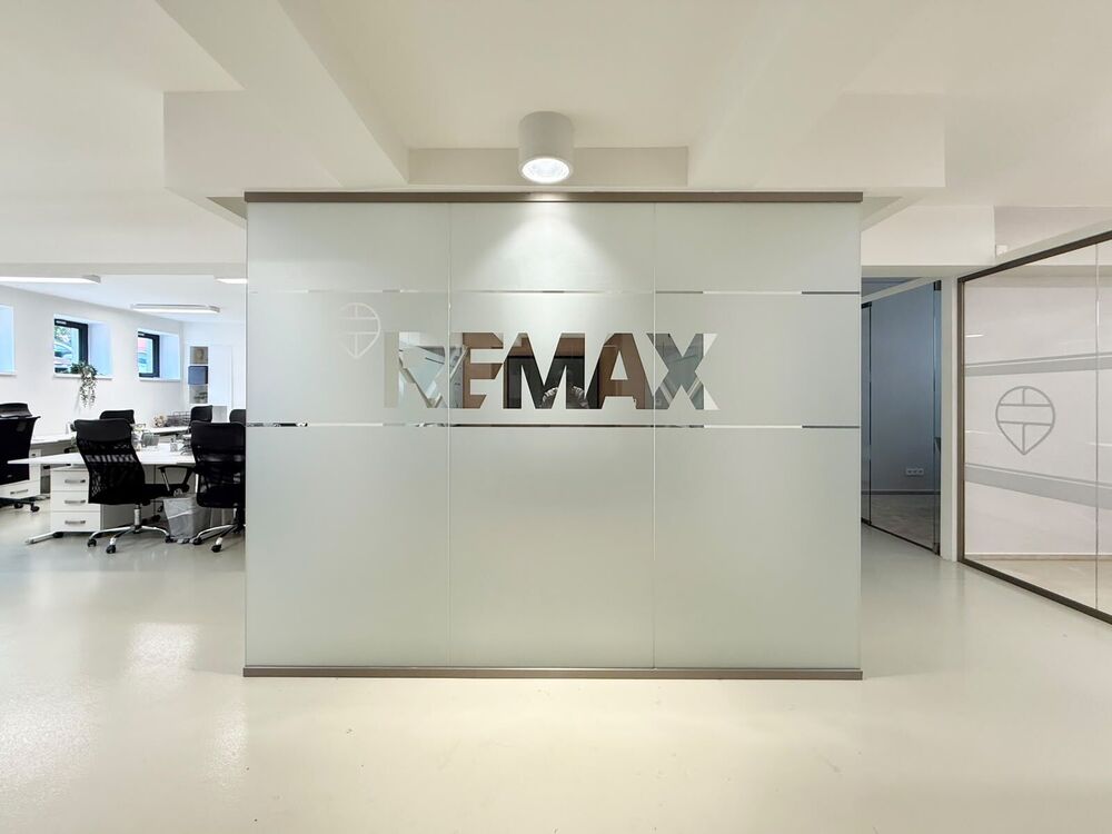 Realitní kancelář REMAX Commercial Group -, Praha 4 - Krč