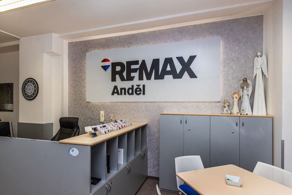 Realitní kancelář REMAX Anděl -, Praha 5 - Smíchov