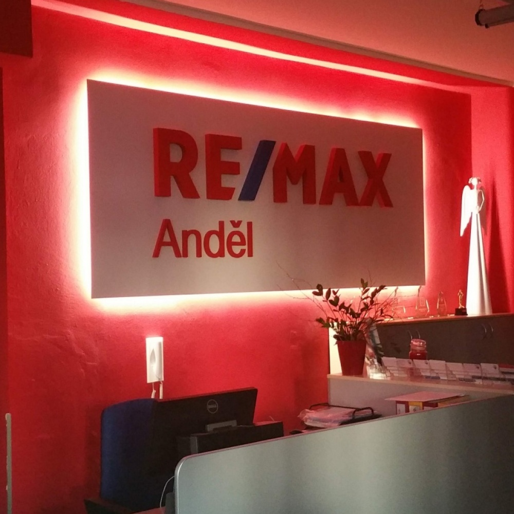 Realitní kancelář RE/MAX Anděl -, Praha 5 - Smíchov