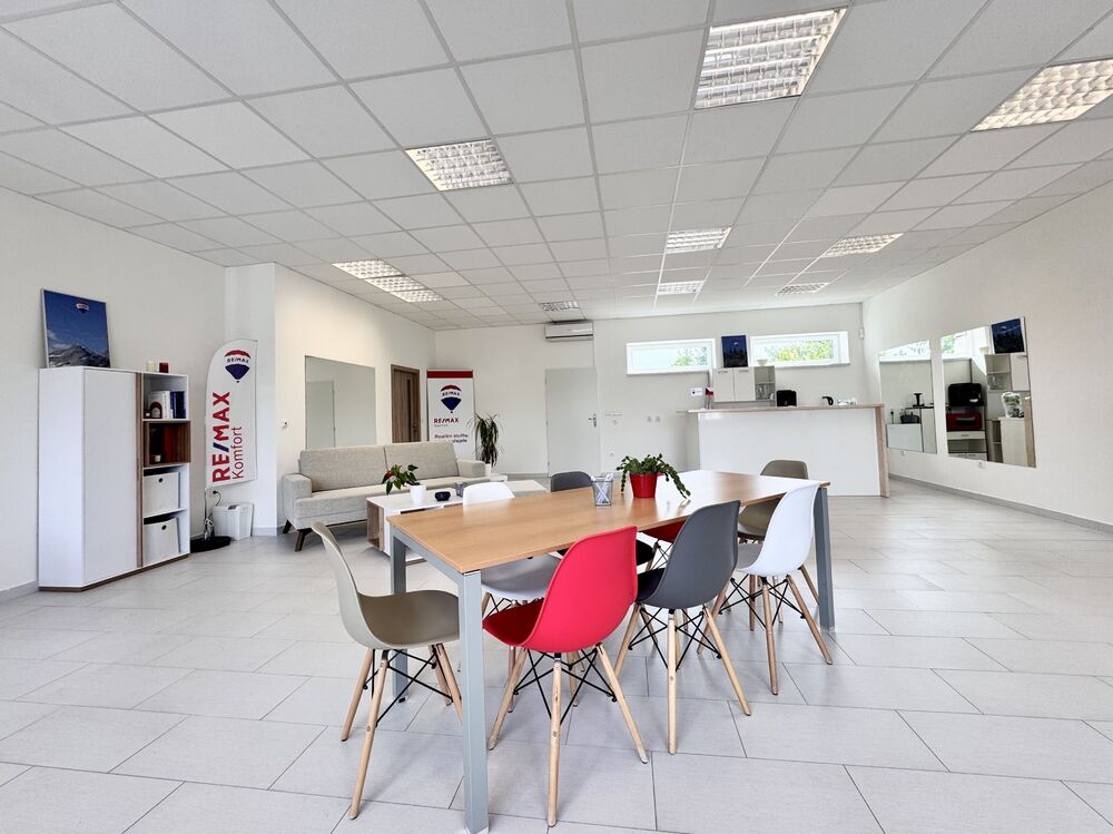 Realitní kancelář RE/MAX Komfort -, Olomouc