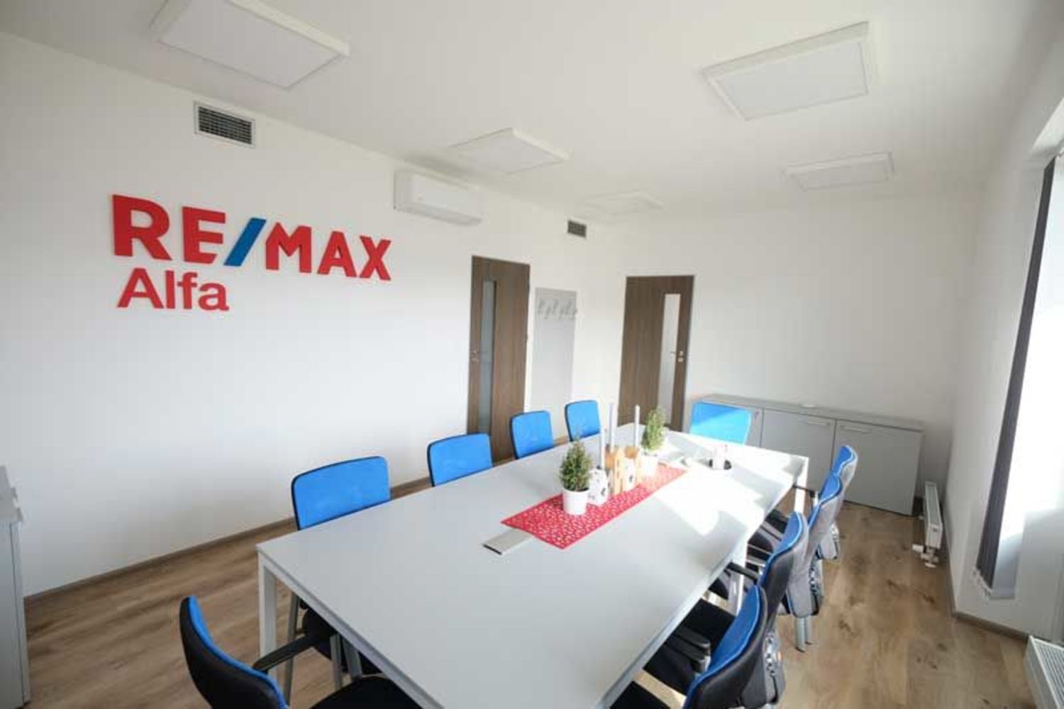 Realitní kancelář RE/MAX Alfa 2 -, Brno