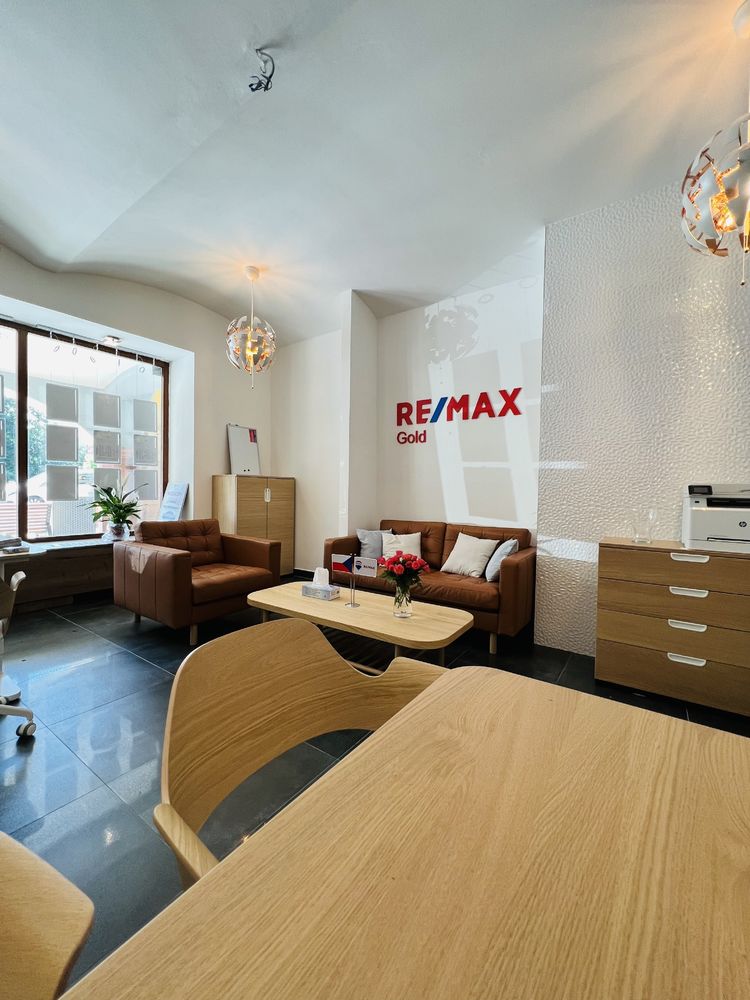 Realitní kancelář RE/MAX Gold 2 -, Vrchlabí