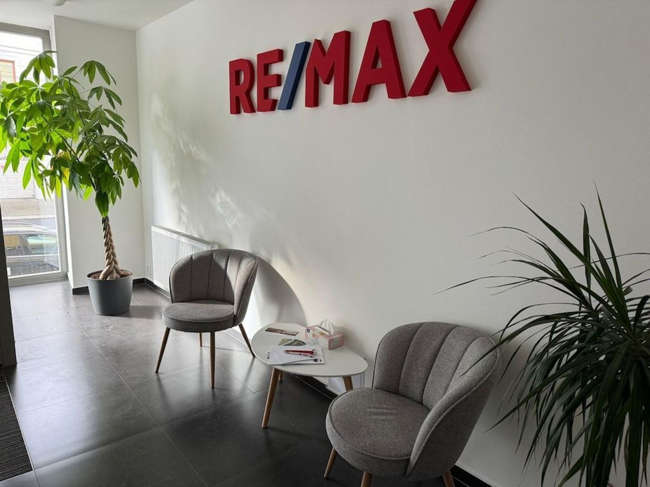 Realitní kancelář RE/MAX Smart -, Plzeň