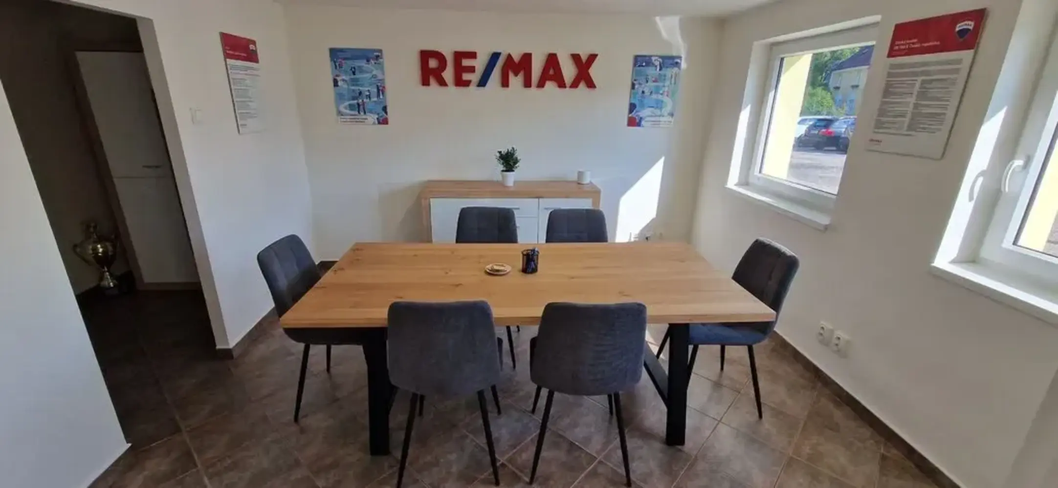 Realitní kancelář RE/MAX Pro vás -, Děčín