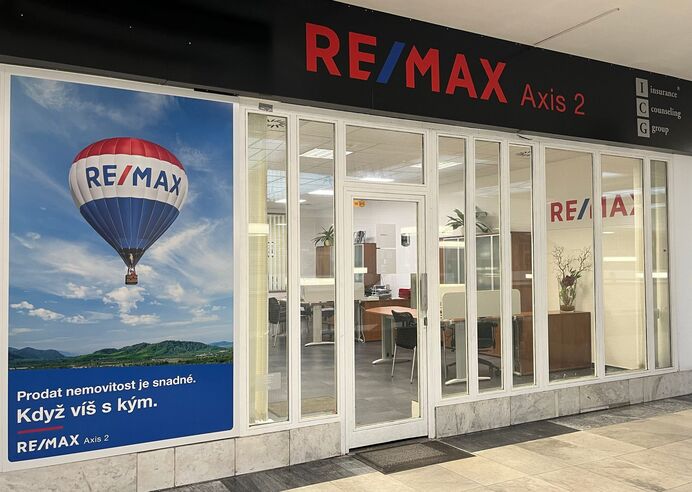RE/MAX Axis 2