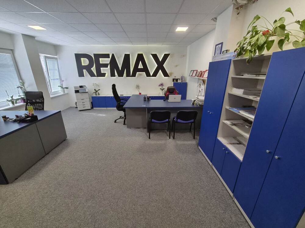 Realitní kancelář REMAX Quality 2 -, Ostrava - Hulváky
