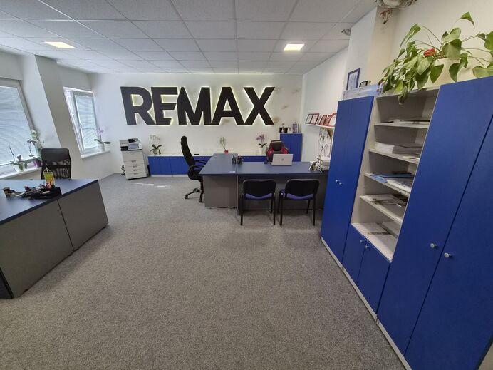 REMAX Quality 2
