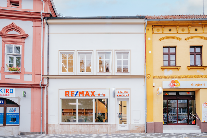 RE/MAX Alfa
