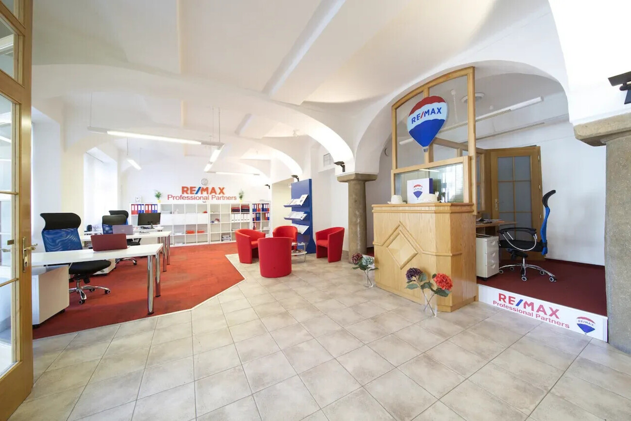 REMAX Anděl