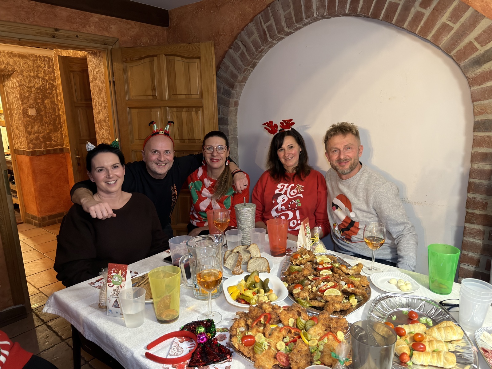 VÁNOČNÍ VEČÍREK