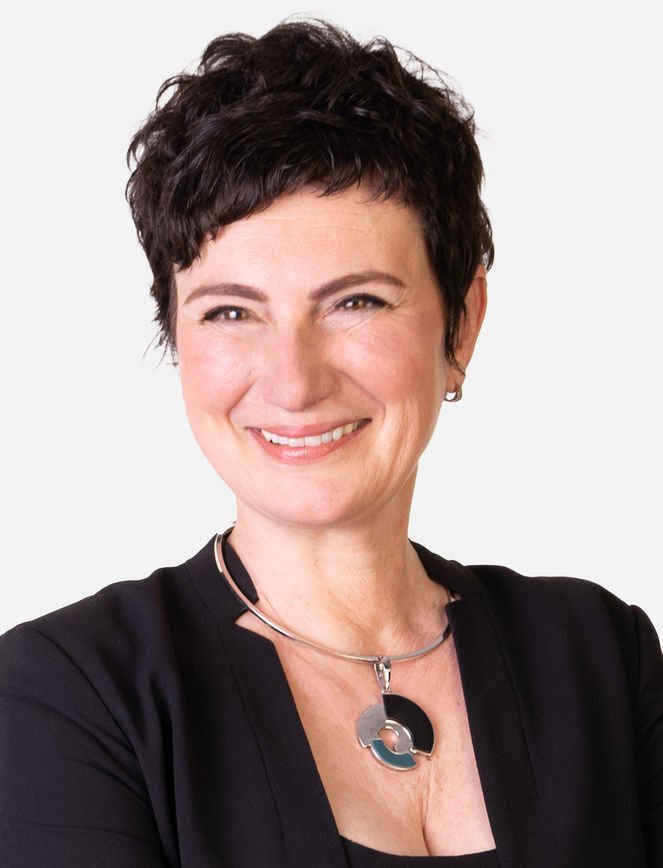 Mgr. Karin Takáčová MPH.