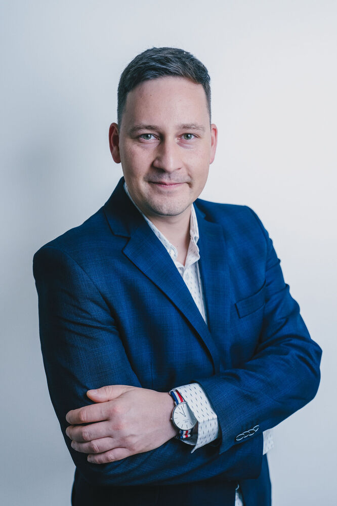Martin Bauer - RE/MAX G8 Reality 2