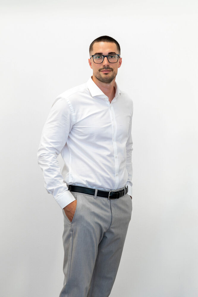 Eduard Bránický - RE/MAX G8 Reality 6