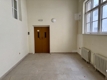 Pronájem obchodních prostor 206 m², Jihlava