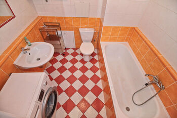 Pronájem bytu 2+kk v osobním vlastnictví 49 m², Praha 6 - Liboc