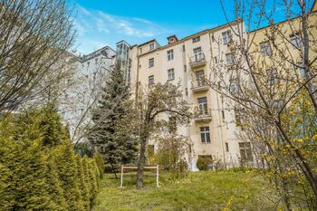 Prodej nájemního (činžovního) domu 608 m², Praha 2 - Nové Město