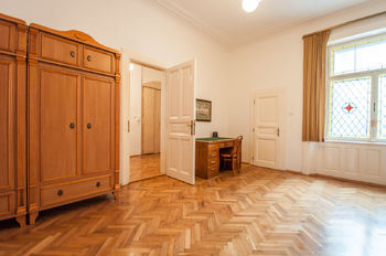 Ložnice - Pronájem bytu 4+kk v osobním vlastnictví 150 m², Praha 1 - Josefov