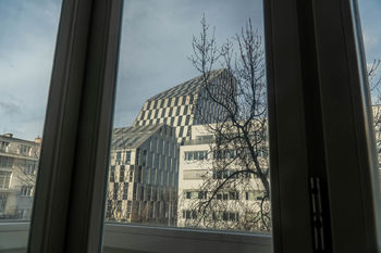 Pohled z okna  - Pronájem bytu 4+1 v osobním vlastnictví 138 m², Praha 3 - Vinohrady