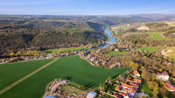 Prodej pozemku 5018 m², Zvíkovec