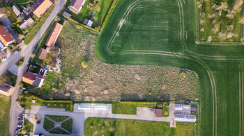 Prodej pozemku 5018 m², Zvíkovec