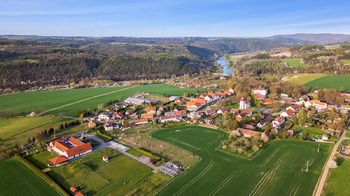 Prodej pozemku 5018 m², Zvíkovec