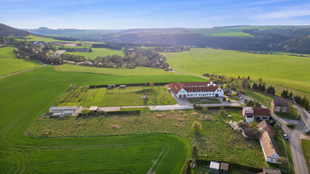 Prodej pozemku 5018 m², Zvíkovec