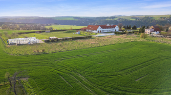 Prodej pozemku 5018 m², Zvíkovec