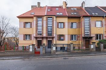 Prodej bytu 3+kk v osobním vlastnictví 64 m², Praha 3 - Žižkov