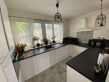 Pronájem domu 150 m², Hostivice