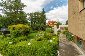 Prodej domu 198 m², Všenory