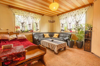 Prodej domu 198 m², Všenory