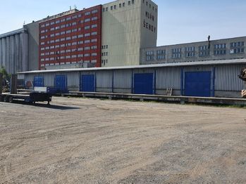 Prodej komerčního objektu 25203 m², Šenov