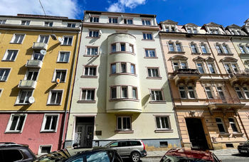 Prodej bytu 2+1 v osobním vlastnictví 87 m², Karlovy Vary
