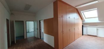 Pronájem kancelářských prostor 127 m², Pardubice
