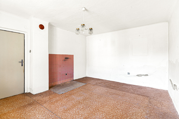 obývací pokoj - Prodej domu 71 m², Týnec nad Sázavou