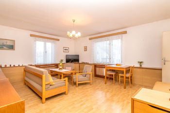 Prodej domu 225 m², Uhlířské Janovice