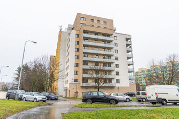 Prodej bytu 2+kk v osobním vlastnictví 76 m², Praha 4 - Chodov