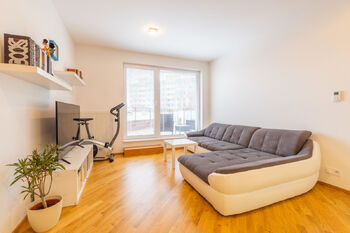 Prodej bytu 2+kk v osobním vlastnictví 76 m², Praha 4 - Chodov