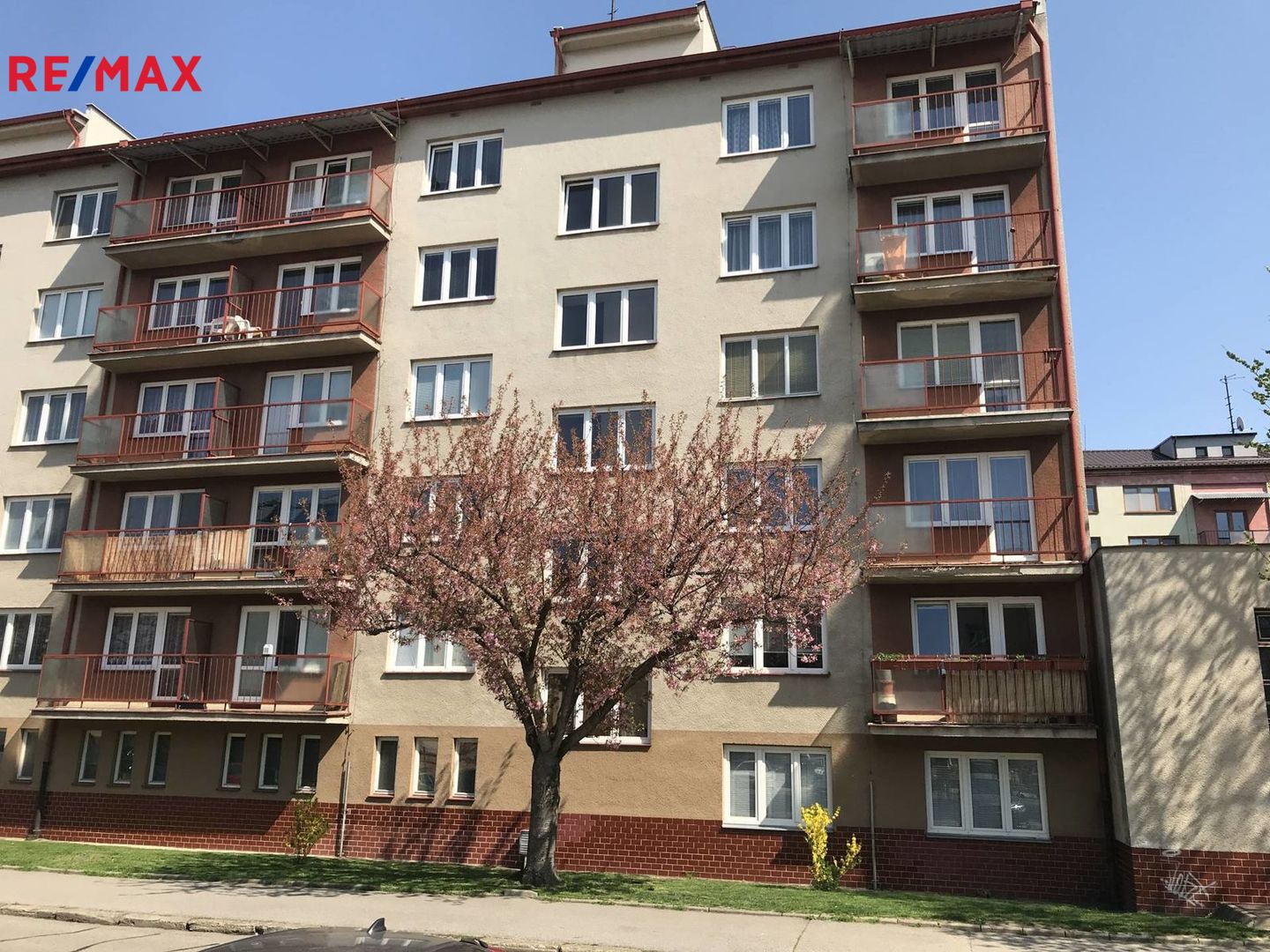 Prodej komerčního prostoru (kanceláře), 65 m2, České Budějovice