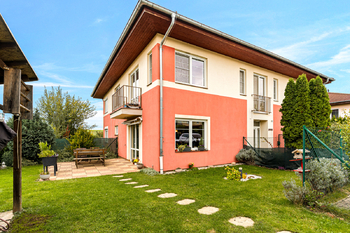 Zahrada - Prodej bytu 4+kk v osobním vlastnictví 100 m², Velké Přílepy