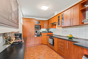 Kuchyně - Prodej bytu 4+kk v osobním vlastnictví 100 m², Velké Přílepy