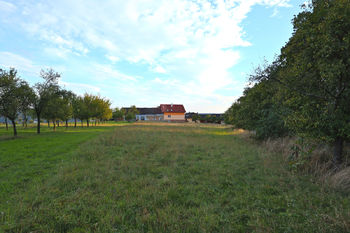 Prodej pozemku 2890 m², Zlín