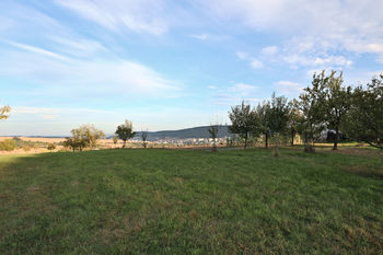 Prodej pozemku 4674 m², Zlín