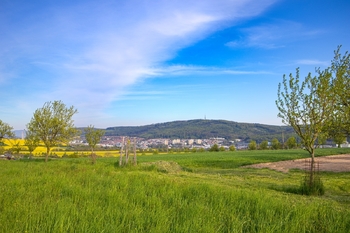 Prodej pozemku 4674 m², Zlín