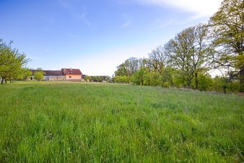 Prodej pozemku 4674 m², Zlín