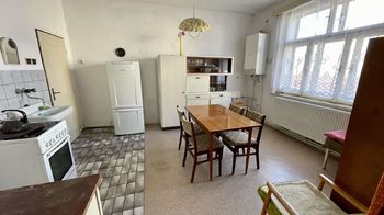 Prodej domu 120 m², Zdechovice