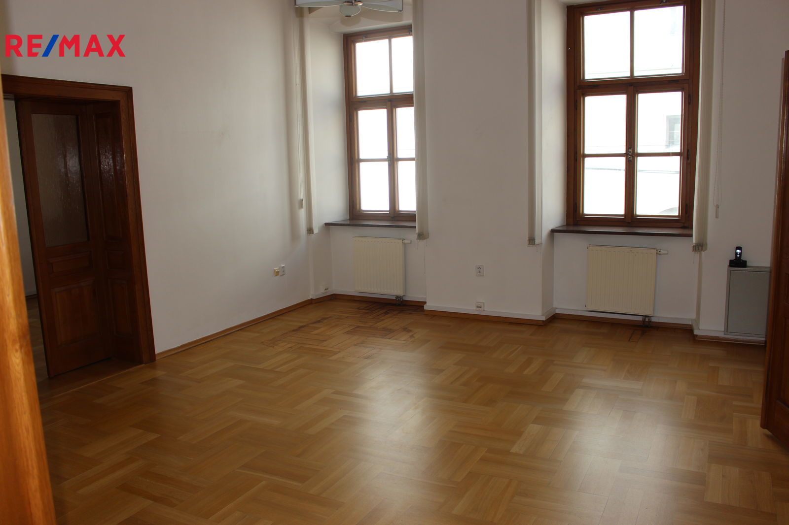 Pronájem komerčního prostoru (kanceláře), 97 m2, Olomouc
